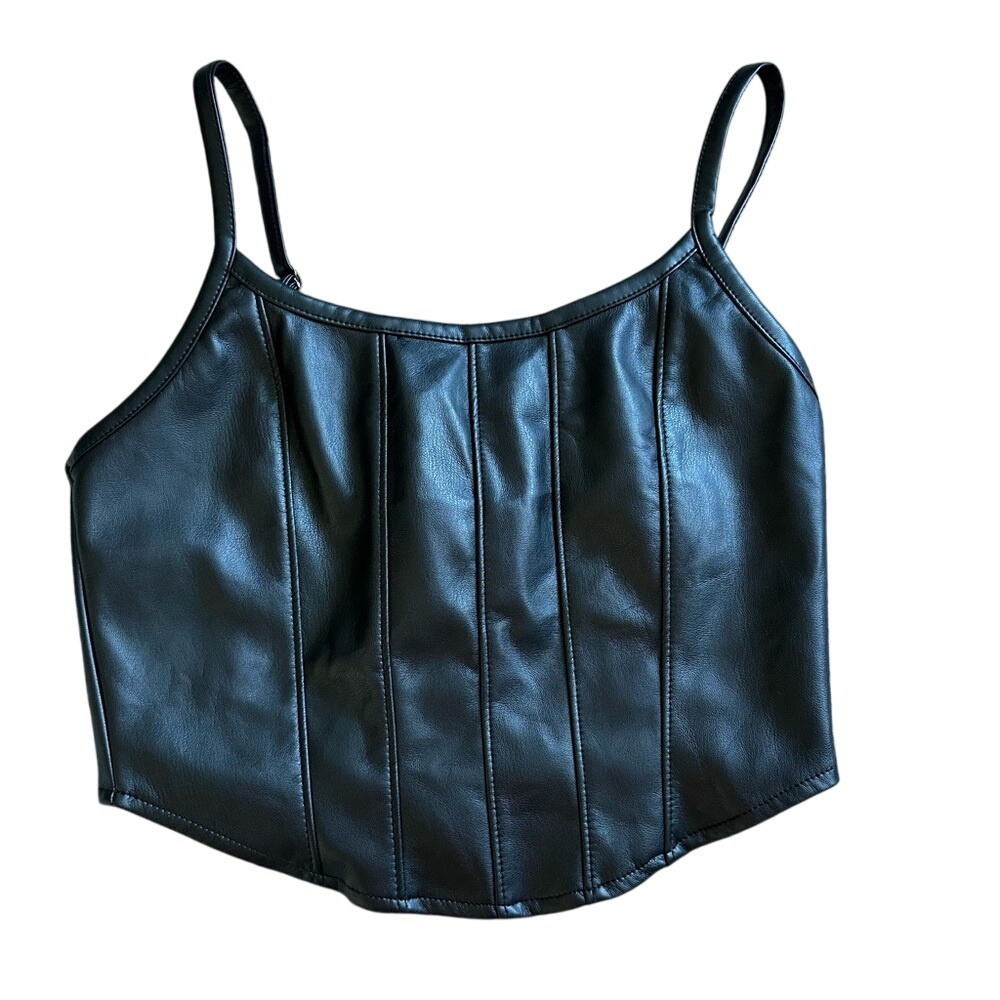 Women's black leather zip crop‎ top